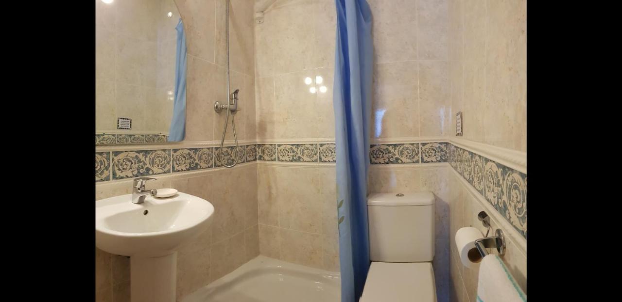Home From Home ラゴス 部屋 写真